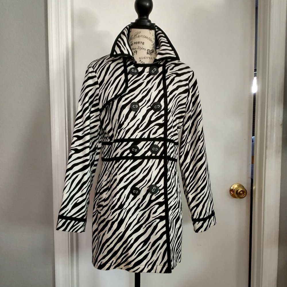 AMBITION BLACK & WHITE ZEBRA PRINT TRENCH COAT, SIZE LARGE